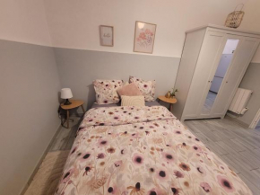 Petite Maison avec son jardin et accès indépendant à 14 mn de paris